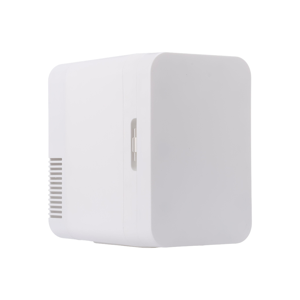 迷你家庭汽车两用冰箱 半导体冷热箱